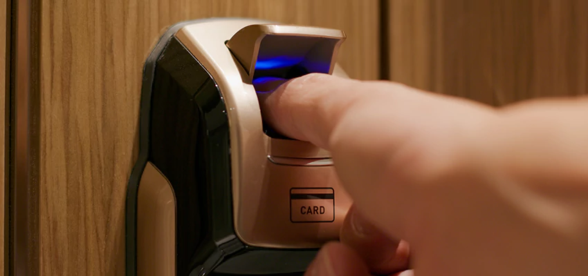 Fingerprint Door Locks Replacement in Kensington, CA